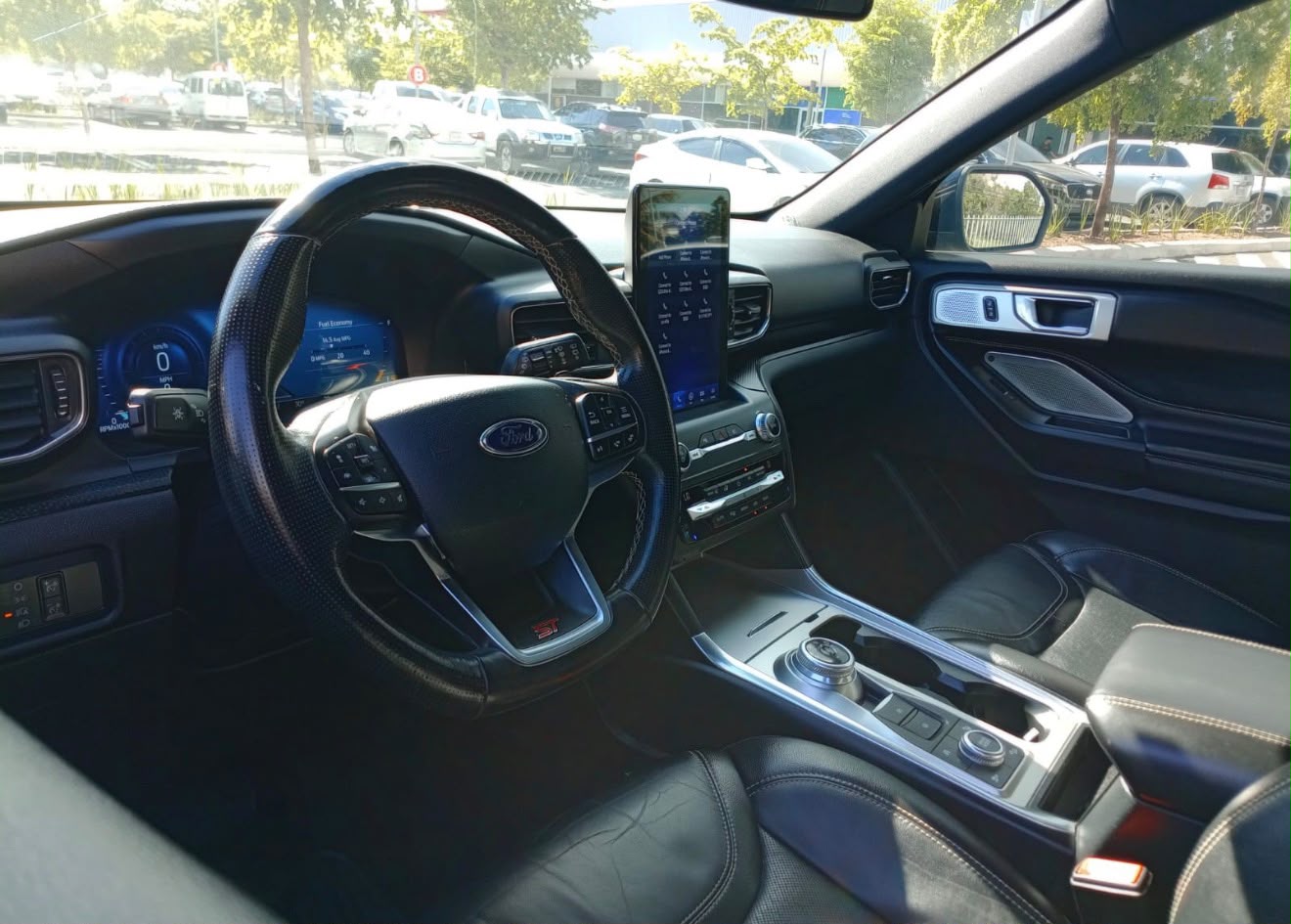 Vista 7 de Ford Explorer 2020