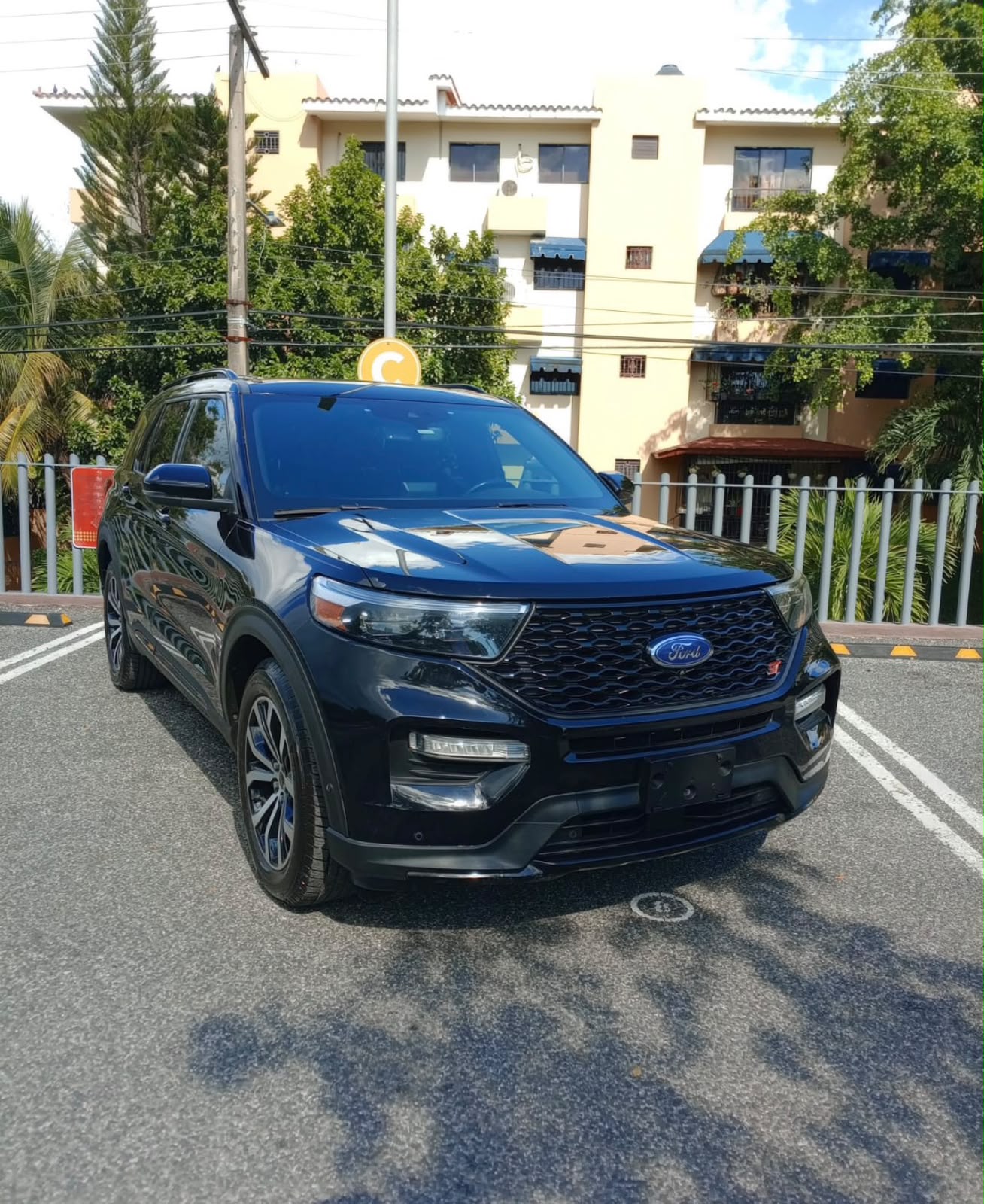 Vista 2 de Ford Explorer 2020