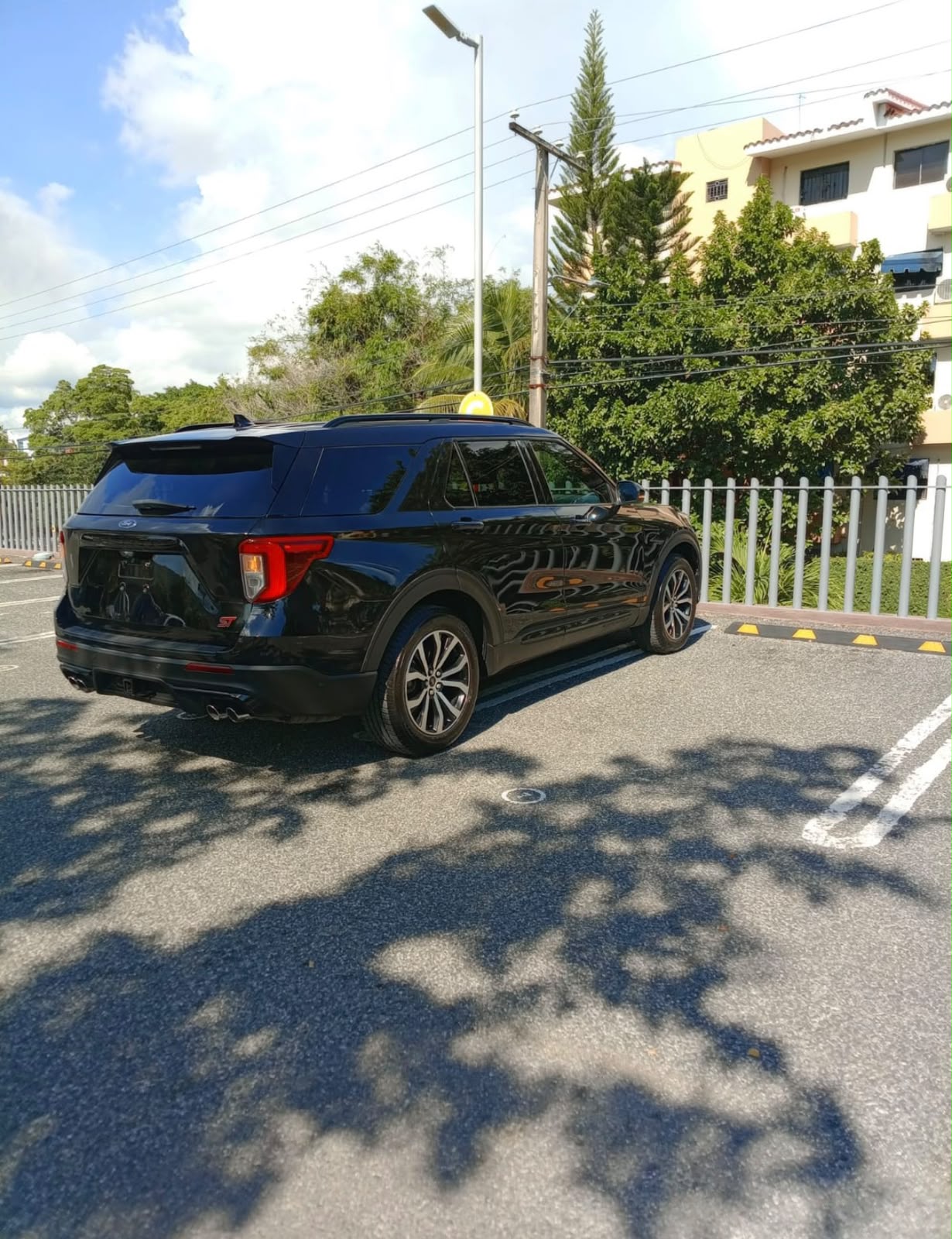 Vista 6 de Ford Explorer 2020