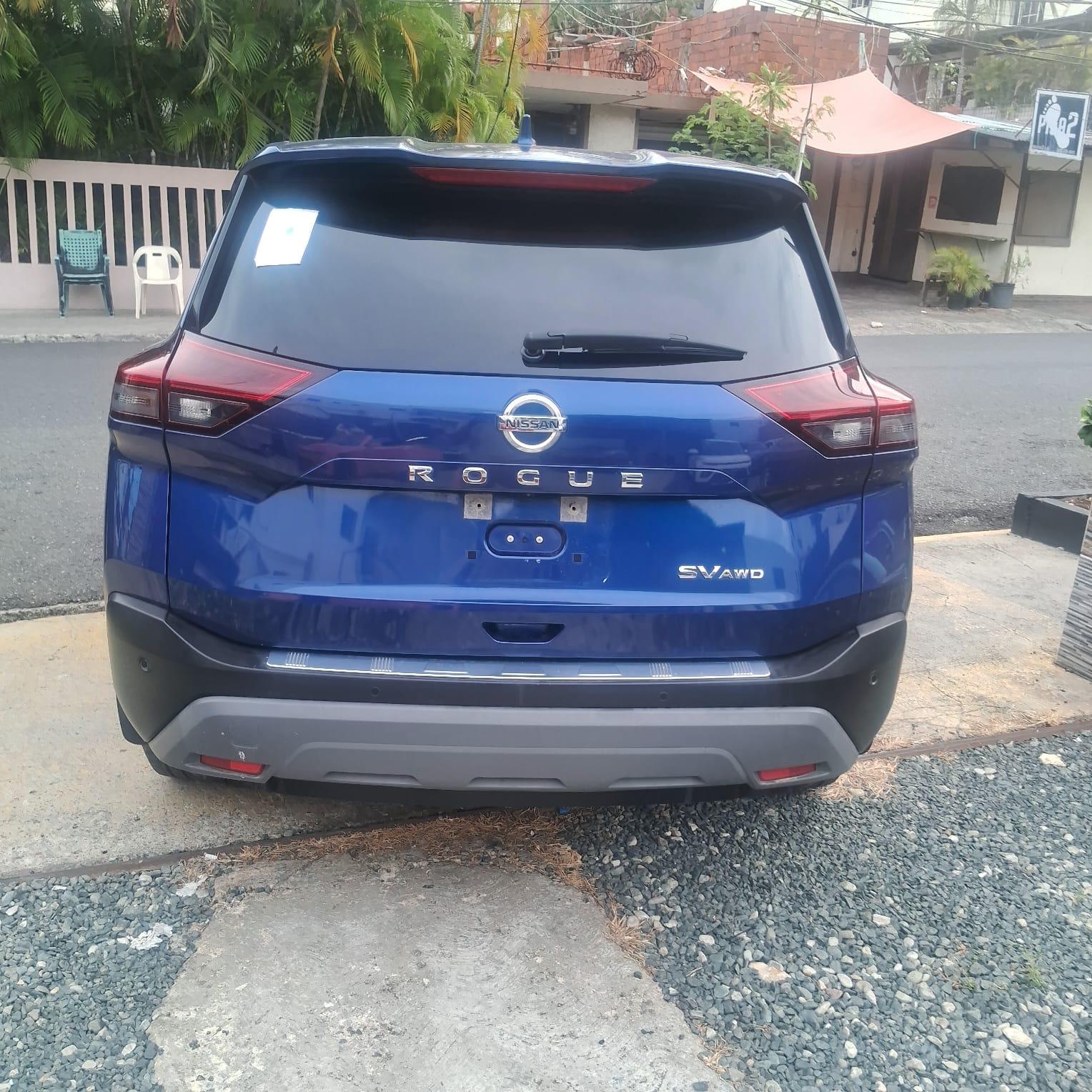 Vista 4 de Nissan Rogue SV 2021
