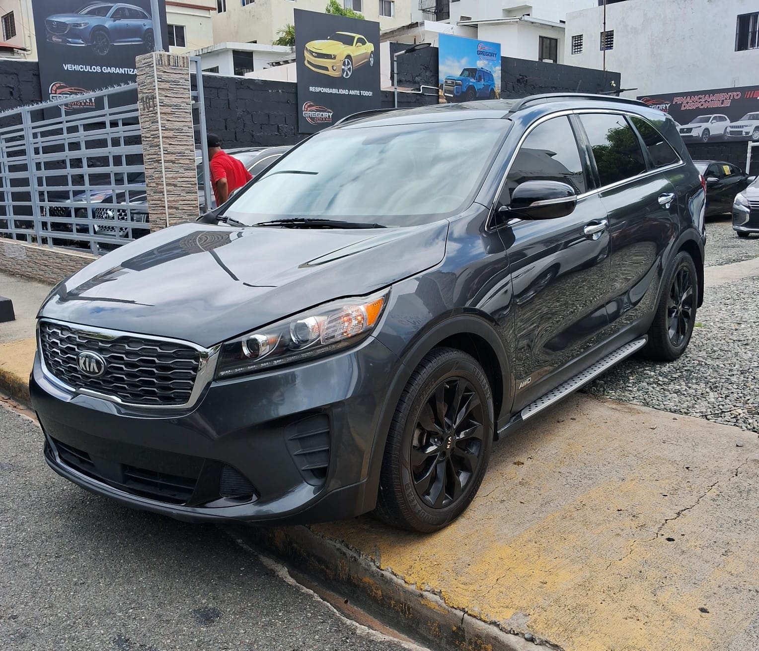 Vista 2 de KIa Sorento S 2020