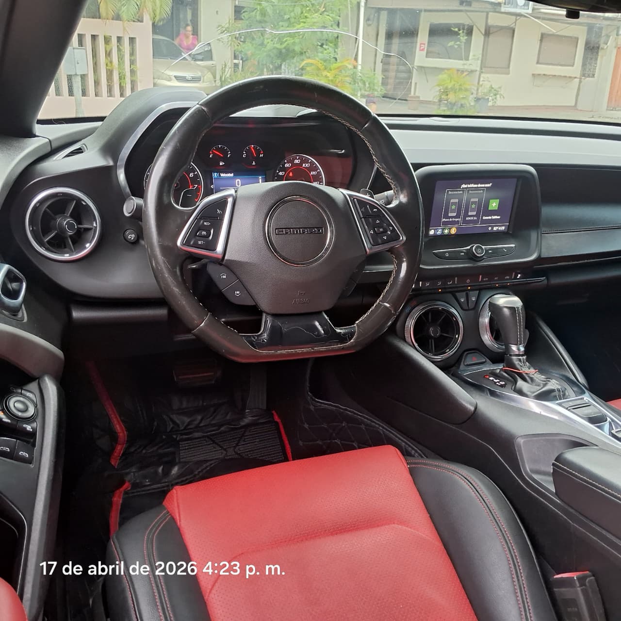 Vista 8 de Chevrolet Camaro LT 2026