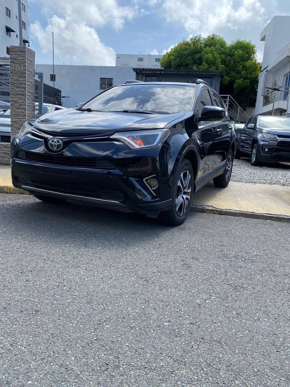 Vista 11 de Toyota Rav4 LE AWD 2017