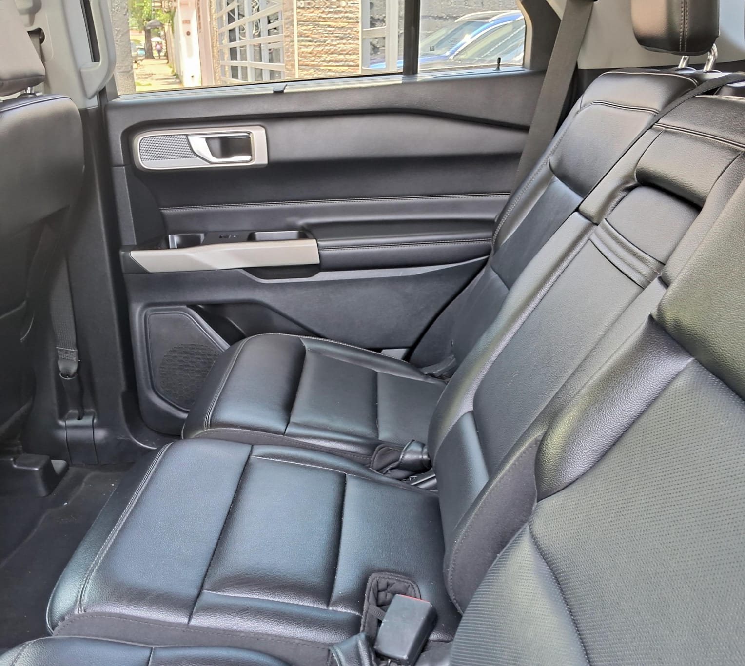 Vista 11 de Ford Explorer Limited Hybrid 2021