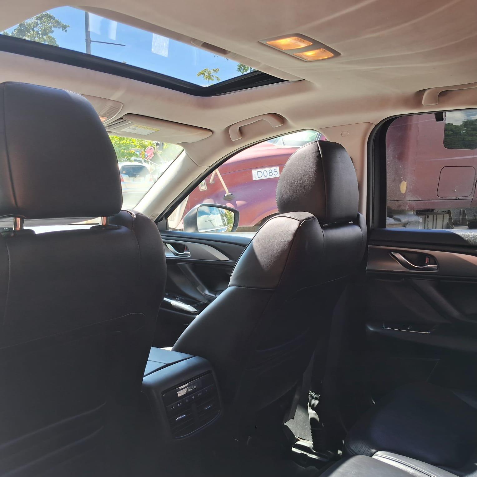 Vista 8 de Mazda CX-9 Touring 2019
