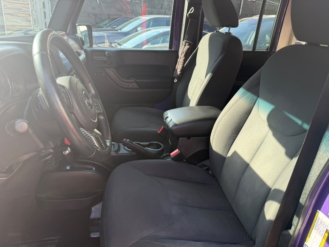 Vista 11 de JEEP WRANGLER UNLIMITED SPORT 2018