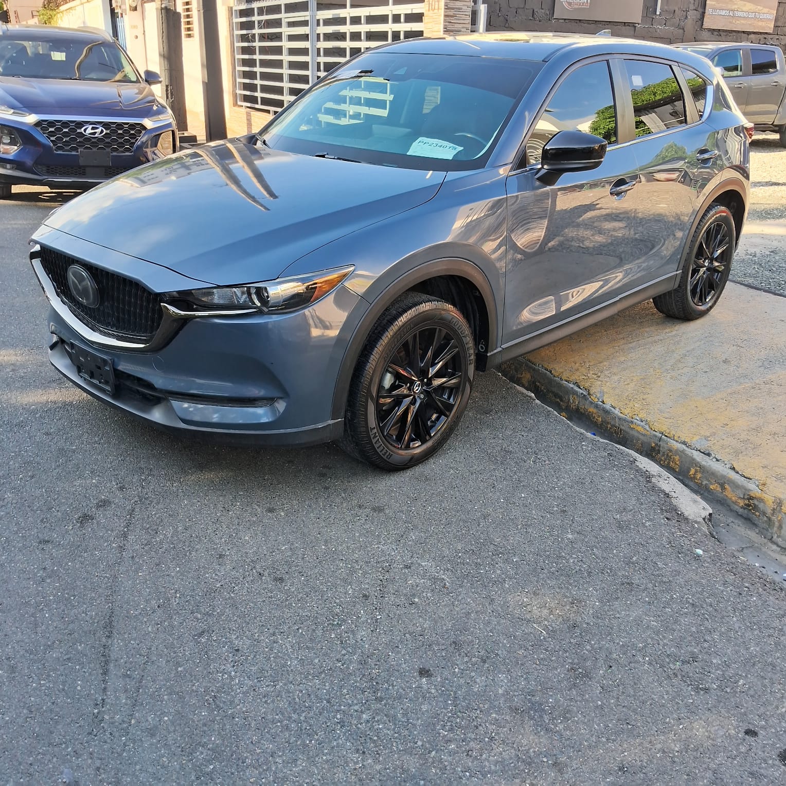 Vista 5 de Mazda CX-5 Carbon Edition 2021