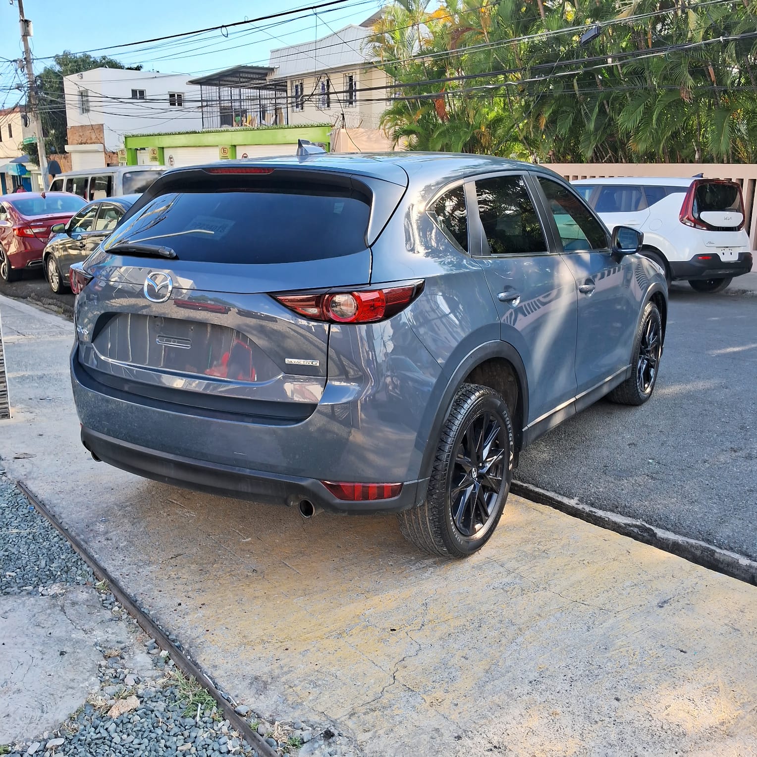 Vista 6 de Mazda CX-5 Carbon Edition 2021