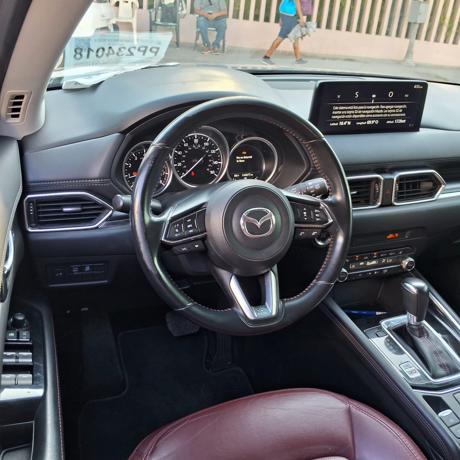 Vista 10 de Mazda CX-5 Carbon Edition 2021