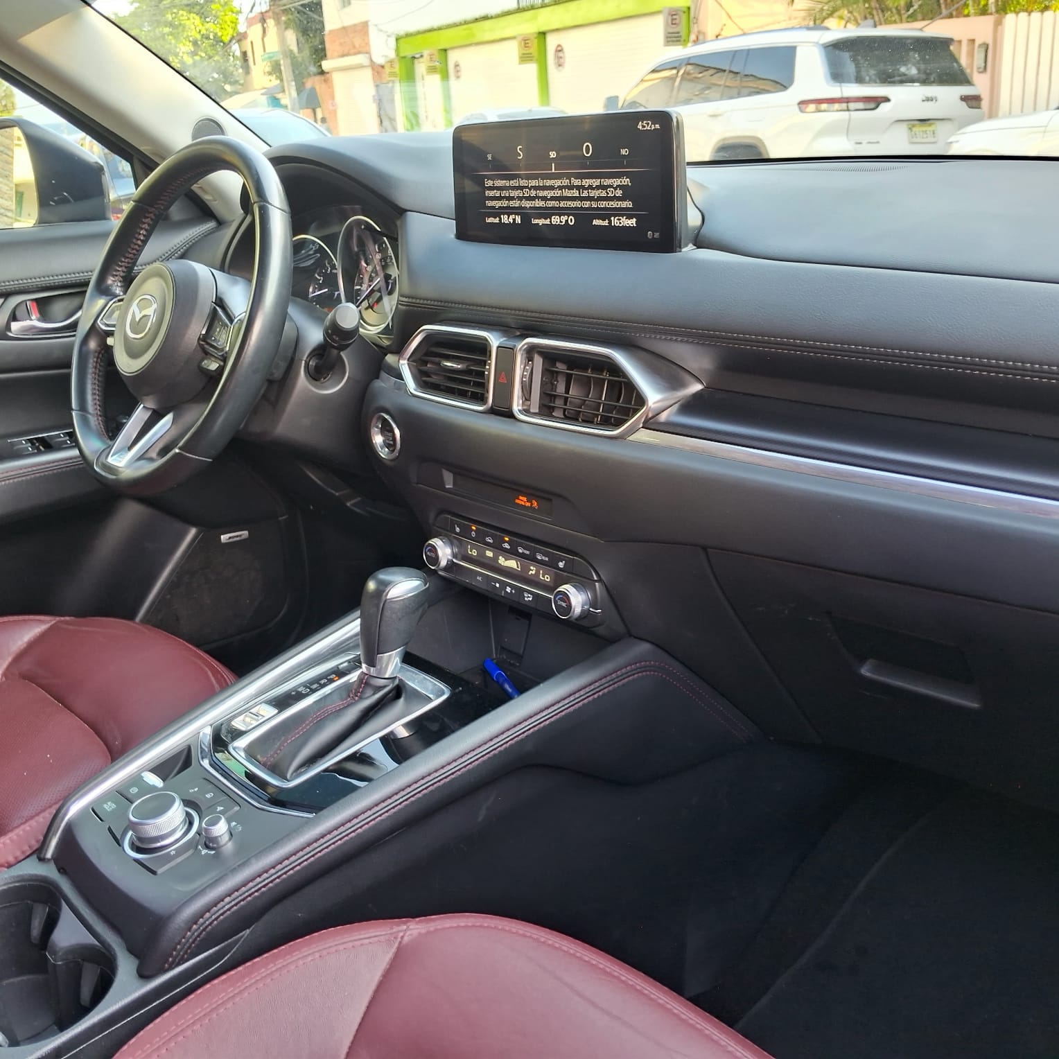Vista 11 de Mazda CX-5 Carbon Edition 2021