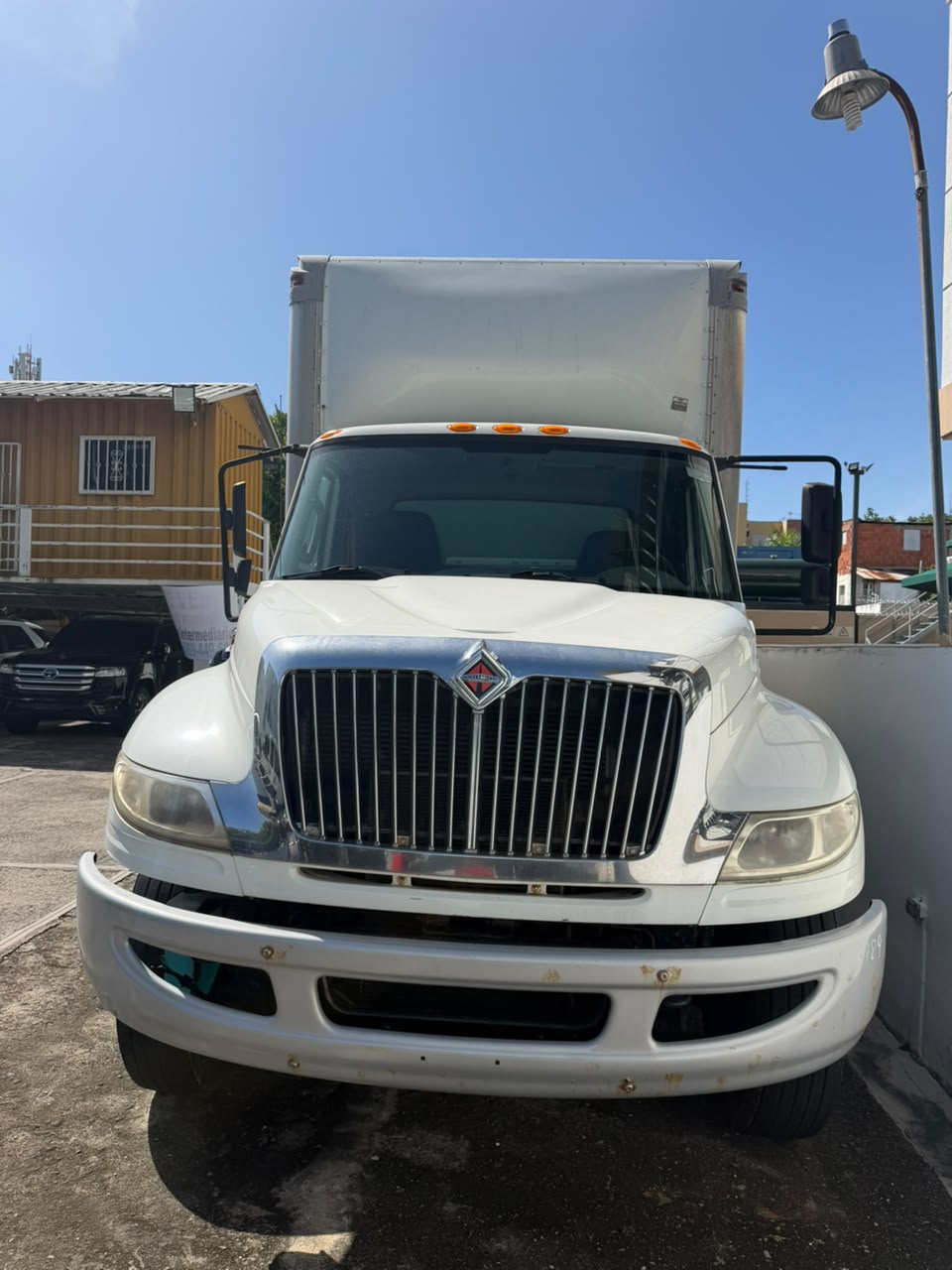 International 4300 2018
