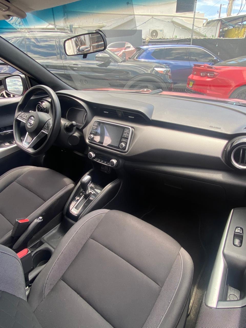 Vista 9 de NISSAN KICKS 2018