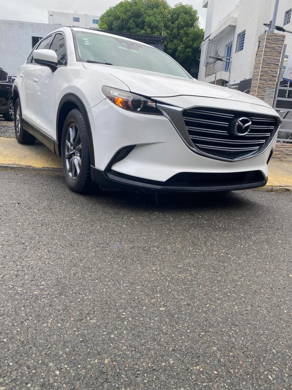 Vista 2 de Mazda CX-9 Touring 2016