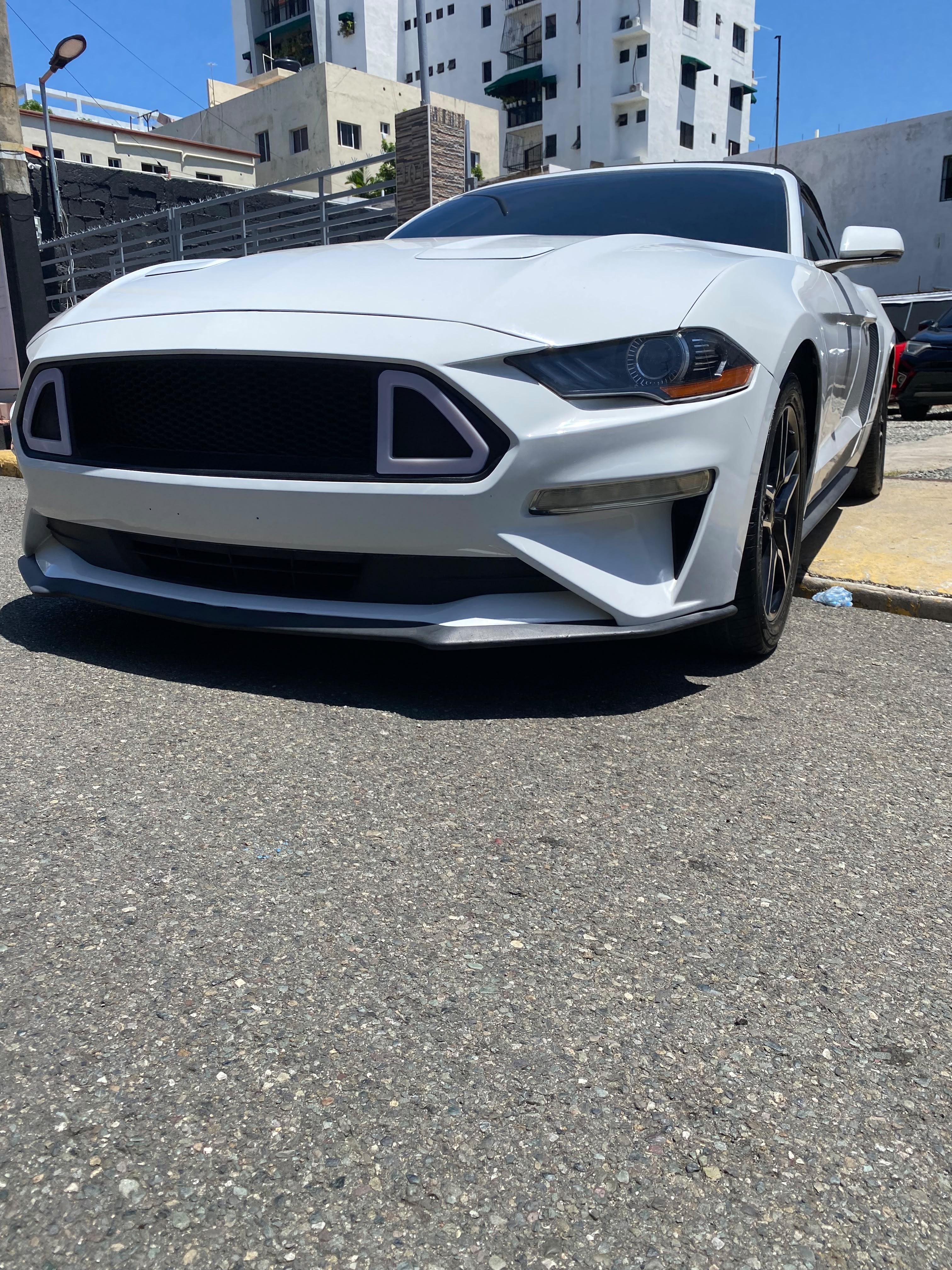 Vista 2 de FORD MUSTANG 2020