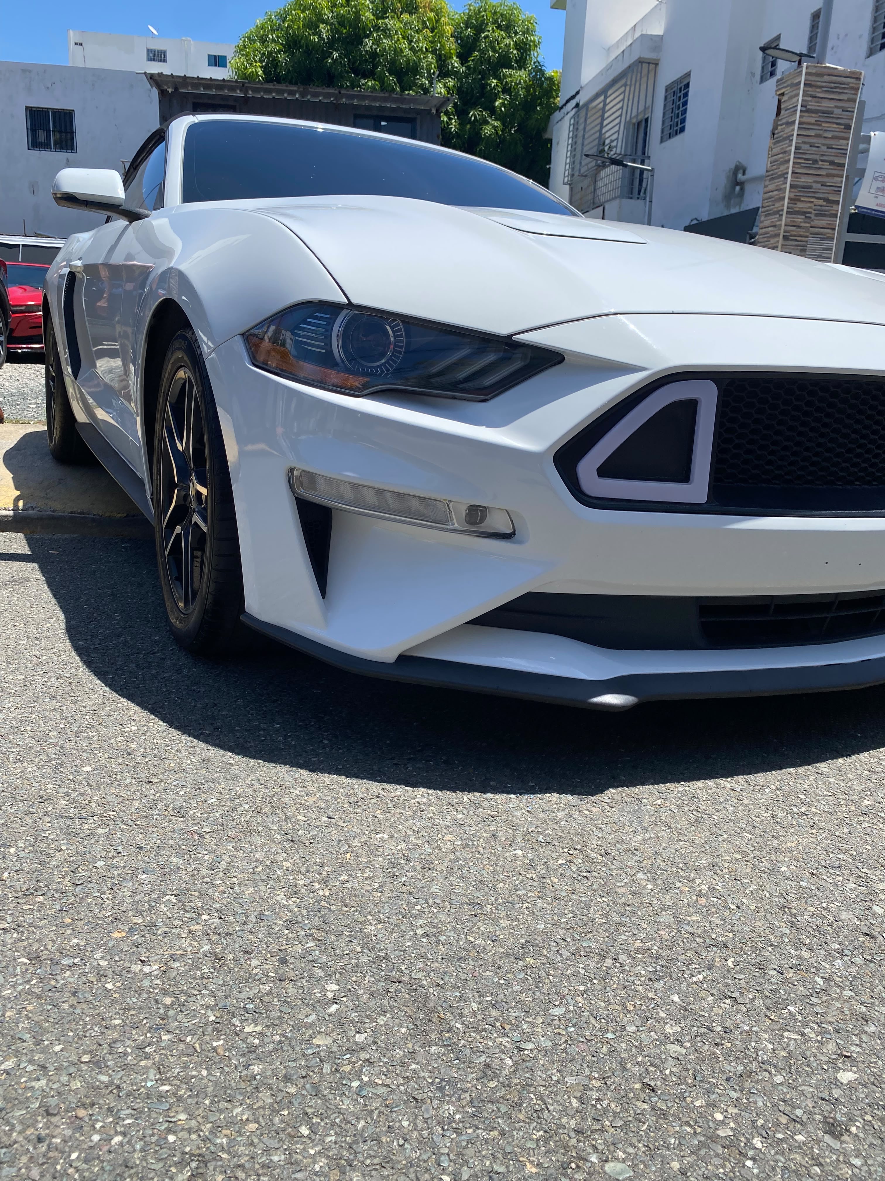 Vista 5 de FORD MUSTANG 2020
