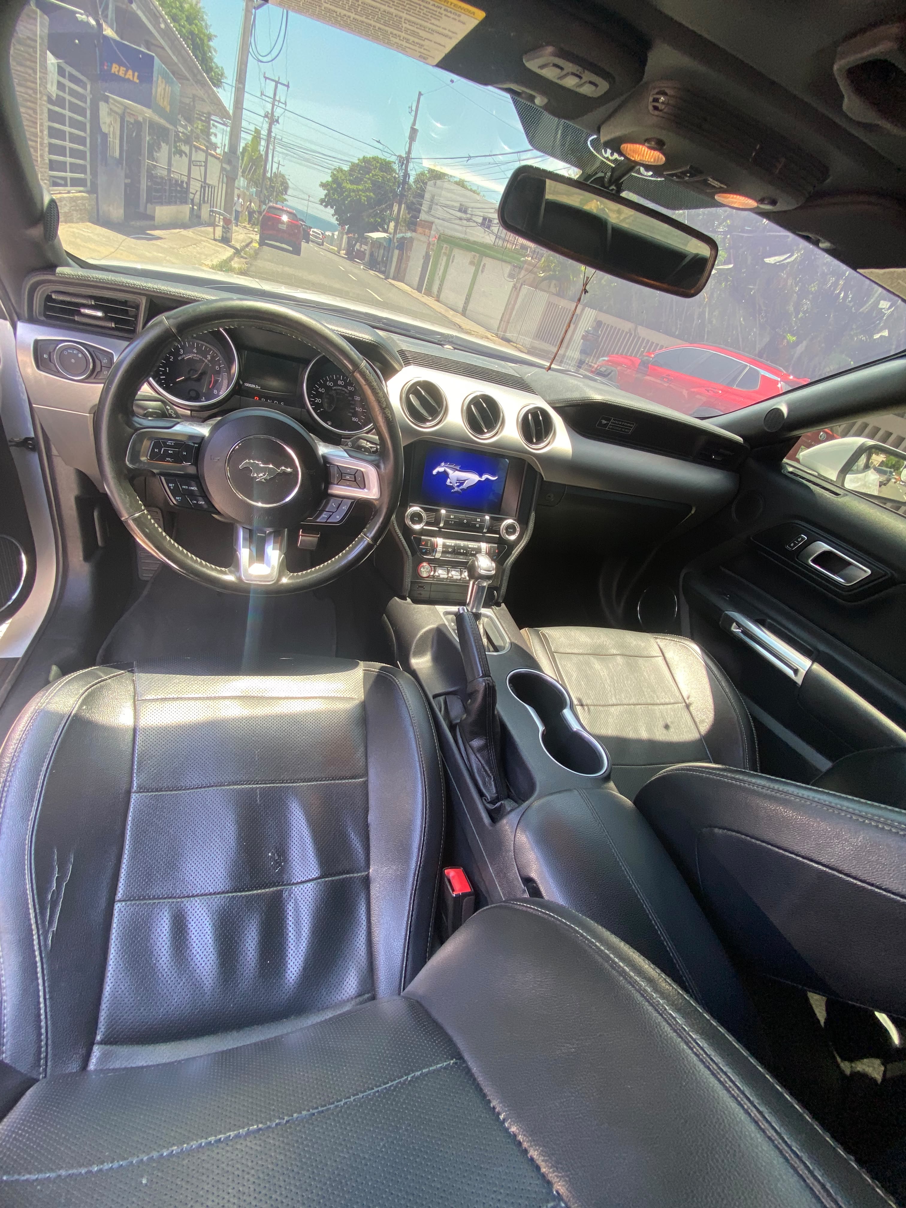 Vista 7 de FORD MUSTANG 2020