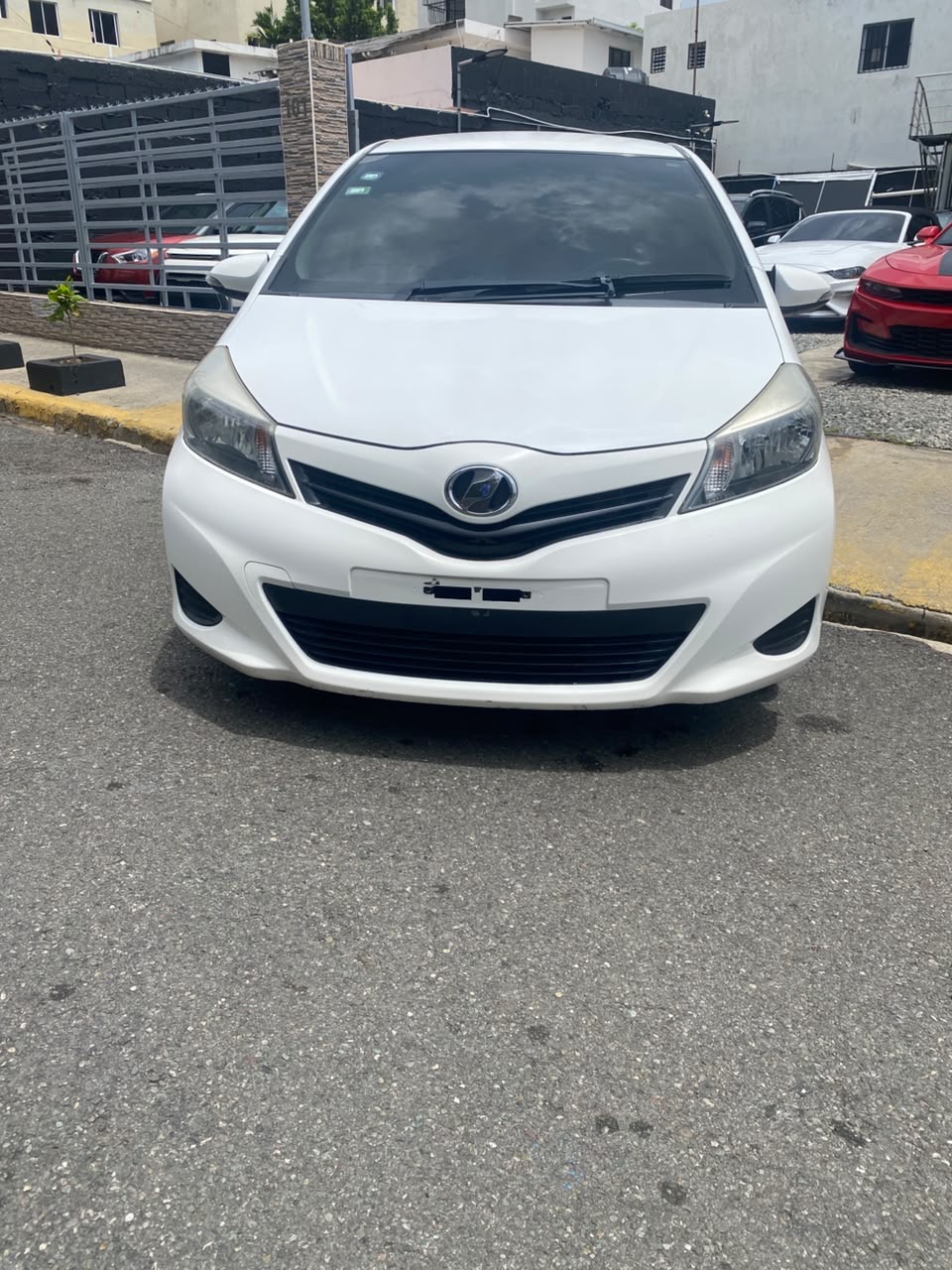Vista 4 de Toyota Vitz 2014