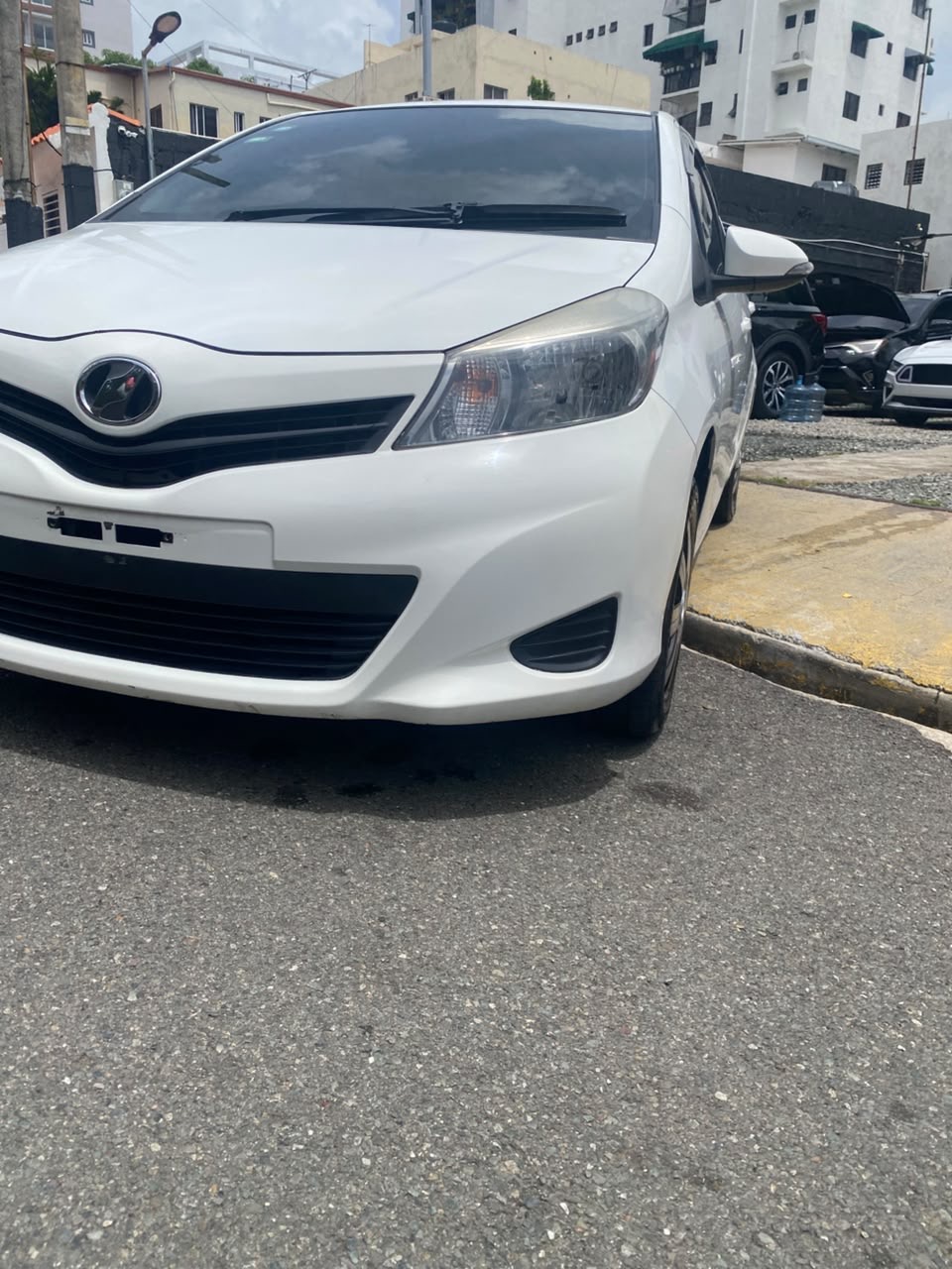 Vista 5 de Toyota Vitz 2014
